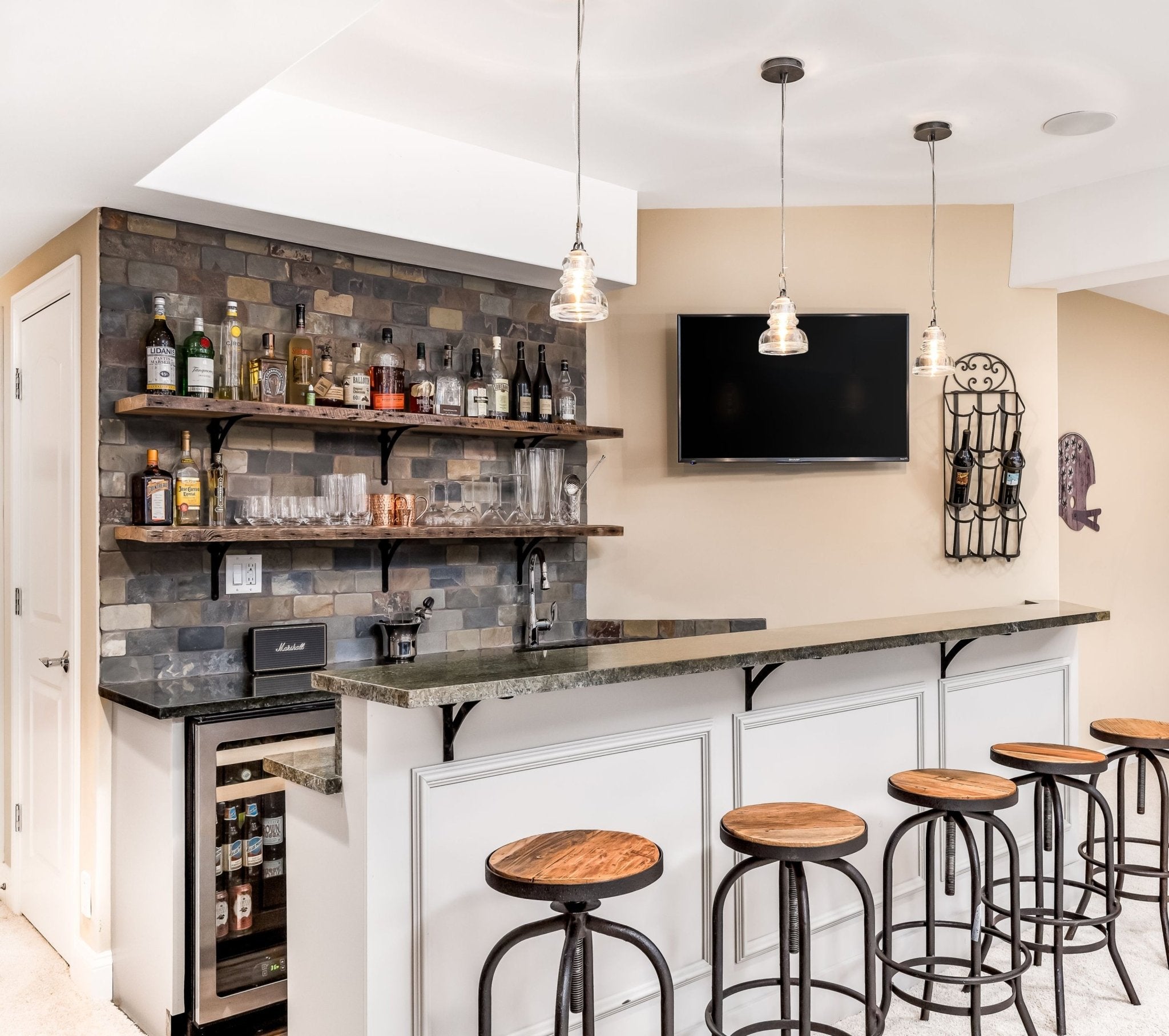 10 Ideas For Creating A Home Bar