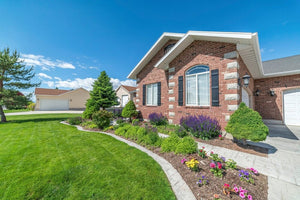 Gardening Tips for Beginners That Enhance Curb Appeal
