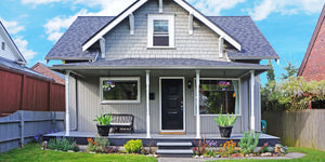 Small Front Porch? Make it Pop with These 8 Simple Tips