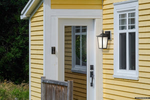 Urban Ambiance - Wall Sconce - UHP1453 Traditional Outdoor Wall Sconce, 11 - 1/4''H x 7 - 1/4
