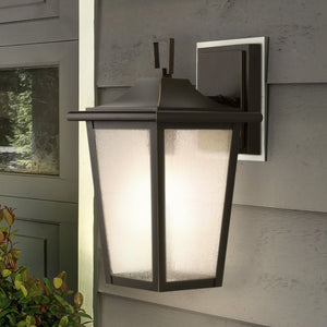 Urban Ambiance - Wall Sconce - UHP1454 Traditional Outdoor Wall Sconce, 15''H x 9 - 5/8