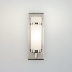 Urban Ambiance - Wall Sconce - UHP4630 Mid Century Modern Indoor Wall Sconce, 13 - 1/2''H x 4