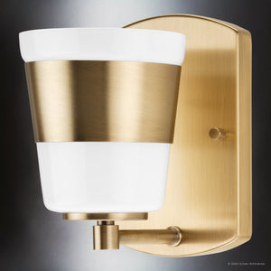 Urban Ambiance - Bath Light - UHP4641 Modern Indoor Bath Light, 7 - 7/8''H x 6 - 3/4