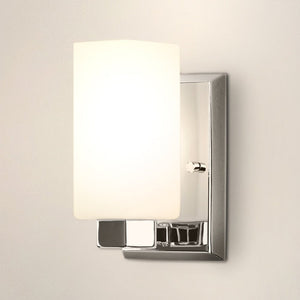 Urban Ambiance - Bath Light - UHP4960 Classic Indoor Bath Light, 7 - 3/4''H x 5 - 3/8