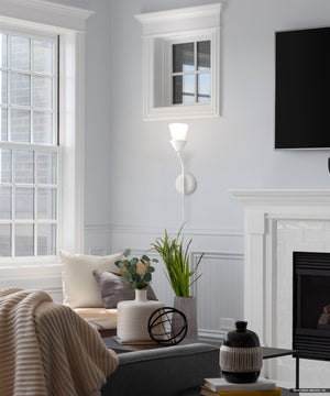 Urban Ambiance - Wall Sconce - UHP5048 Traditional Indoor Wall Sconce, 22 - 1/2''H x 5 - 3/4