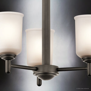 Urban Ambiance - Chandelier - UKC20161 New Traditional Indoor Chandelier, 15.25''H x 17.5''W x 17.5''Dep, Olde Bronze Finish, Corvelle Collection - 