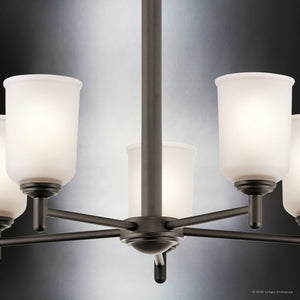 Urban Ambiance - Chandelier - UKC20163 New Traditional Indoor Chandelier, 15.25''H x 23.75''W x 23.75''Dep, Olde Bronze Finish, Corvelle Collection - 