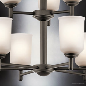 Urban Ambiance - Chandelier - UKC20165 New Traditional Indoor Chandelier, 26.5''H x 26.5''W x 26.5''Dep, Olde Bronze Finish, Corvelle Collection - 