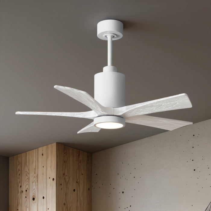 UMC9469 Modern Farmhouse Indoor/Outdoor Ceiling Fan, 14" (Plus Downrod) H x 42" W x 42" D, Gloss White Finish, Thistmere Collection