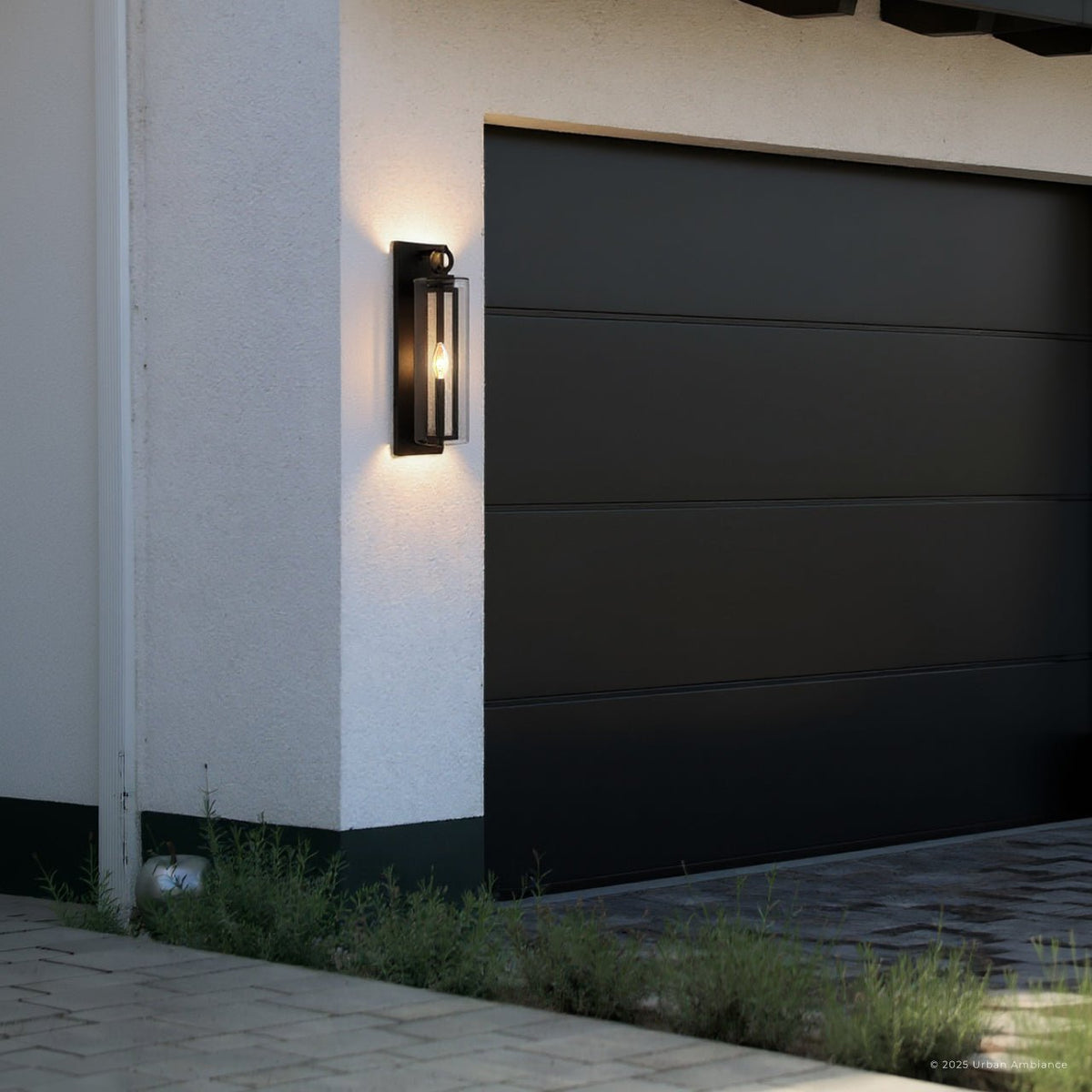UQL10180 Cosmopolitan Outdoor Wall Sconce, 18.25''H x 4.75''W x 6.50 ...
