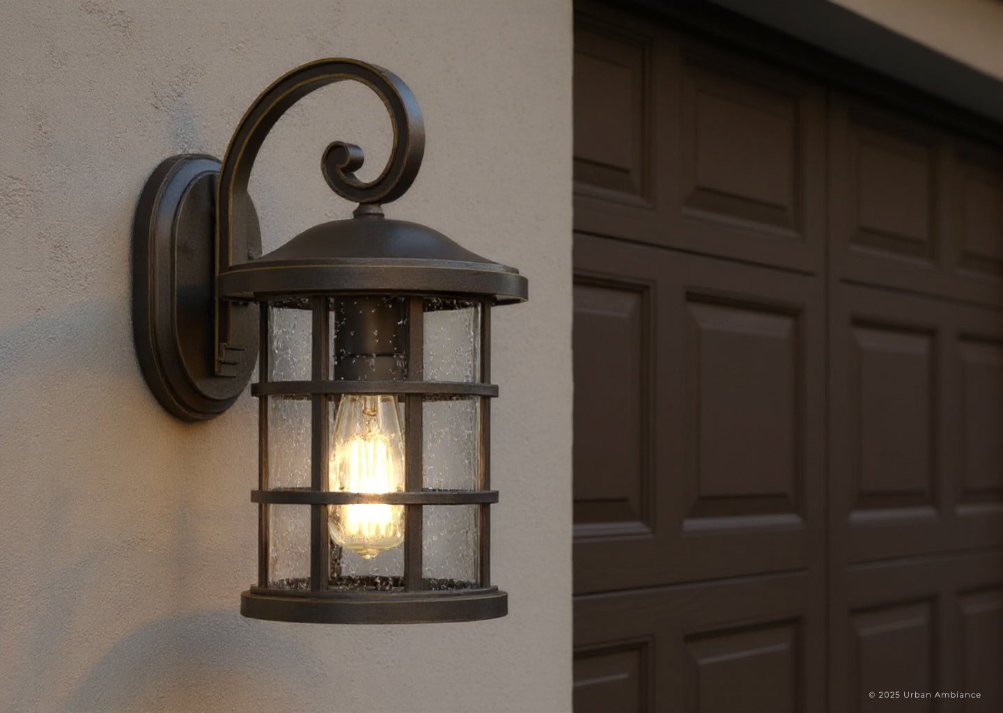 uql1043-craftsman-outdoor-wall
