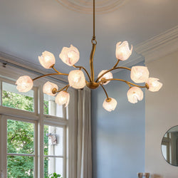 Urban Ambiance - Chandelier - UQL22093 Natural Indoor Chandelier, 17.75''H x 40''W x 40''Dep, Vintage Brass Finish, Alderwick Collection - 