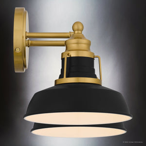 Urban Ambiance - Bath Light - UQL5420 Traditional Indoor Bath Light, 9''H x 16.75''W x 8.5''D, Aged Brass Finish, Werribee Collection - 