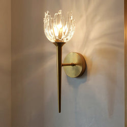 Urban Ambiance - Wall Sconce - UQL6472 Traditional Indoor Wall Sconce, 18.50''H x 6.00''W x 7.50''Dep, Brushed Gold Finish, Moline Collection - 