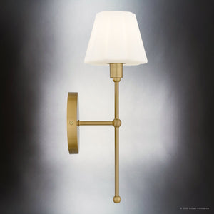 Urban Ambiance - Wall Sconce - UQL6840 Classic Indoor Wall Sconce, 15.75''H x 5.25''W x 6.5''Dep, Brushed Gold Finish, Quenton Collection - 