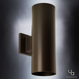 An UHP1060 Contemporary Outdoor Wall Light with a unique and luxurious Olde Bronze Finish from the Hollywood Collection by Urban Ambiance.