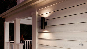An UHP1060 Contemporary Outdoor Wall Light, 14