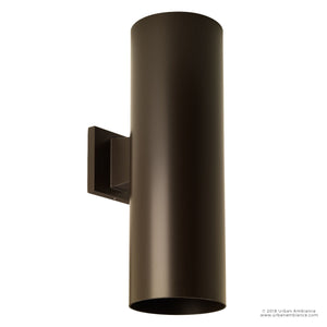 An UHP1064 Contemporary Outdoor Wall Light, 18