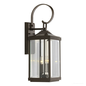 An UHP1193 Colonial Outdoor Wall Light, 21-3/4