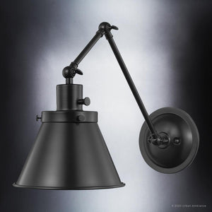 A UHP3321 Traditional Wall Light, 14.375