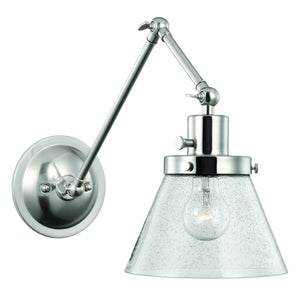 An Urban Ambiance UHP3330 Traditional Wall Light, 14.375