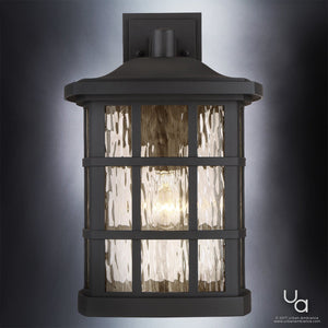 The UQL1236 Craftsman Outdoor Wall Light by Urban Ambiance features a 17