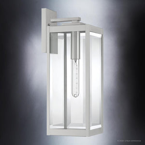 A beautiful UQL1362 Modern Farmhouse Outdoor Wall Light, 20