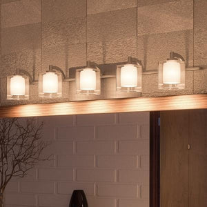 A beautiful bathroom with an Urban Ambiance UQL2406 Modern Bathroom Vanity Light, 6
