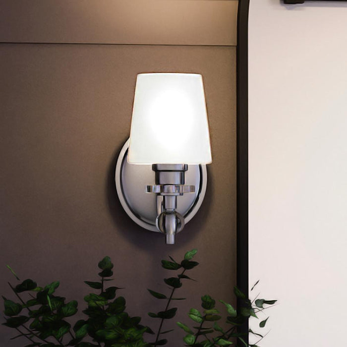 UQL3871 Posh Wall Sconce 9.5''H x 5''W, Polished Chrome Finish, Southhampton Collection