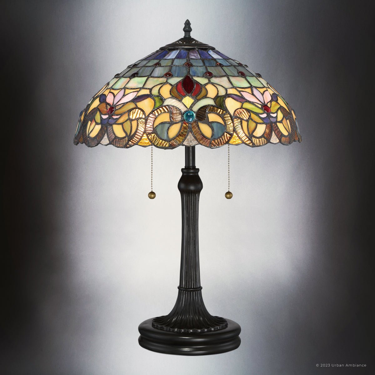 UQL7033 Maldon Tiffany Table Lamp with Rustic Style, 22.75''H x 16