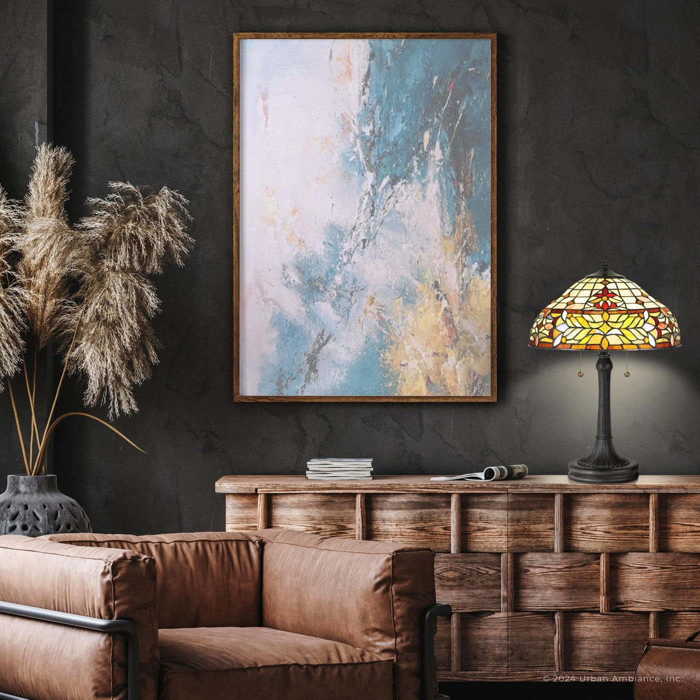 Urban Ambiance Hamlets Tiffany Table Lamp
